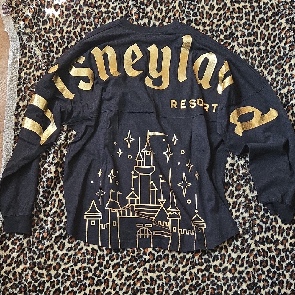 Adult Spirit Jersey Black Long-Sleeve Top with Gold Castle Print